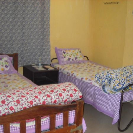 Nadya Homestay For Female & Family Jaipur Ngoại thất bức ảnh