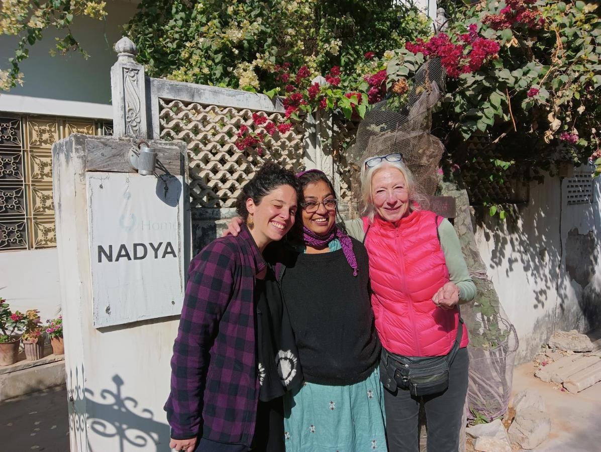 Nadya Homestay For Female & Family Jaipur Ngoại thất bức ảnh