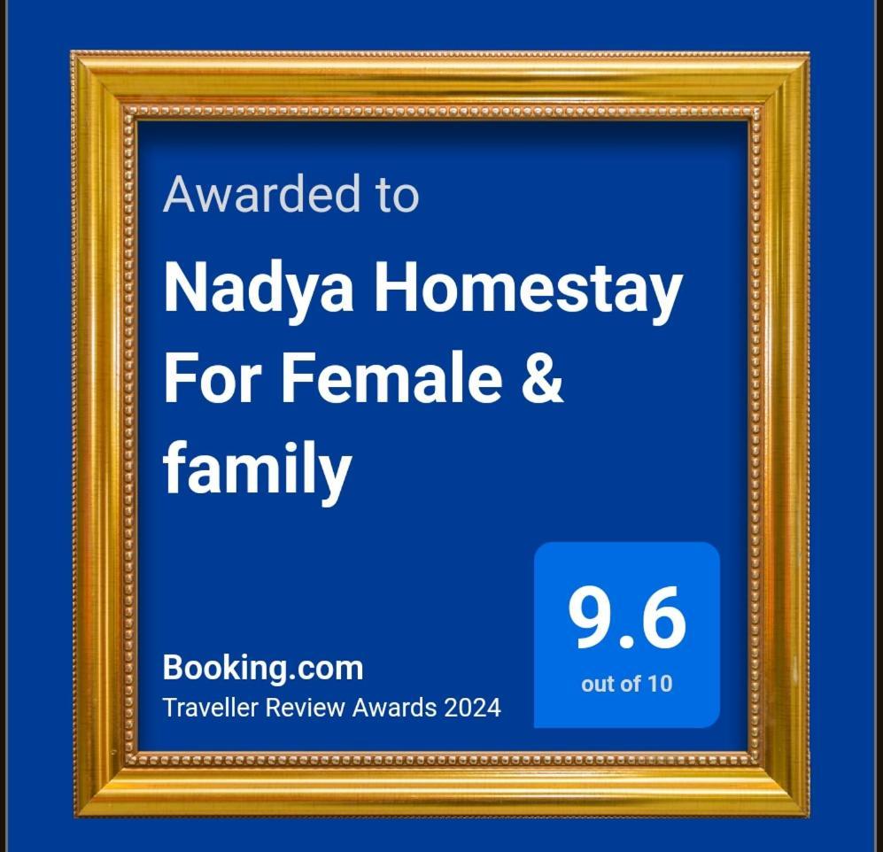 Nadya Homestay For Female & Family Jaipur Ngoại thất bức ảnh