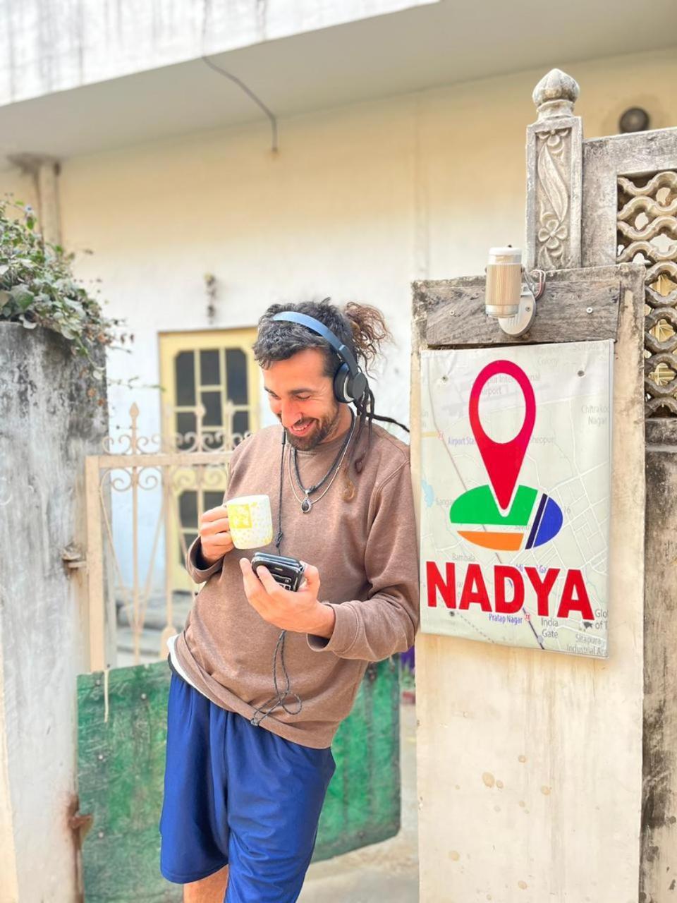 Nadya Homestay For Female & Family Jaipur Ngoại thất bức ảnh