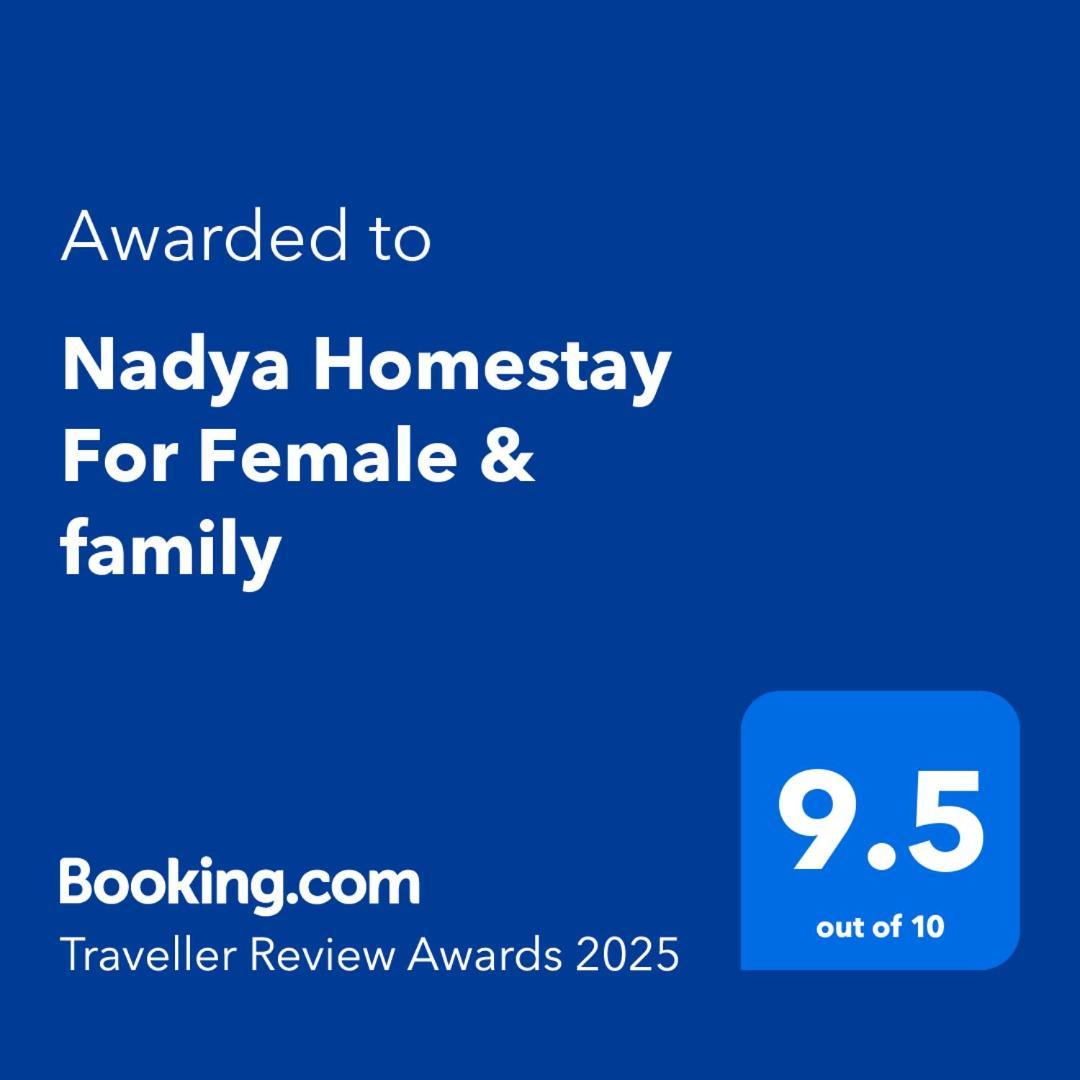 Nadya Homestay For Female & Family Jaipur Ngoại thất bức ảnh