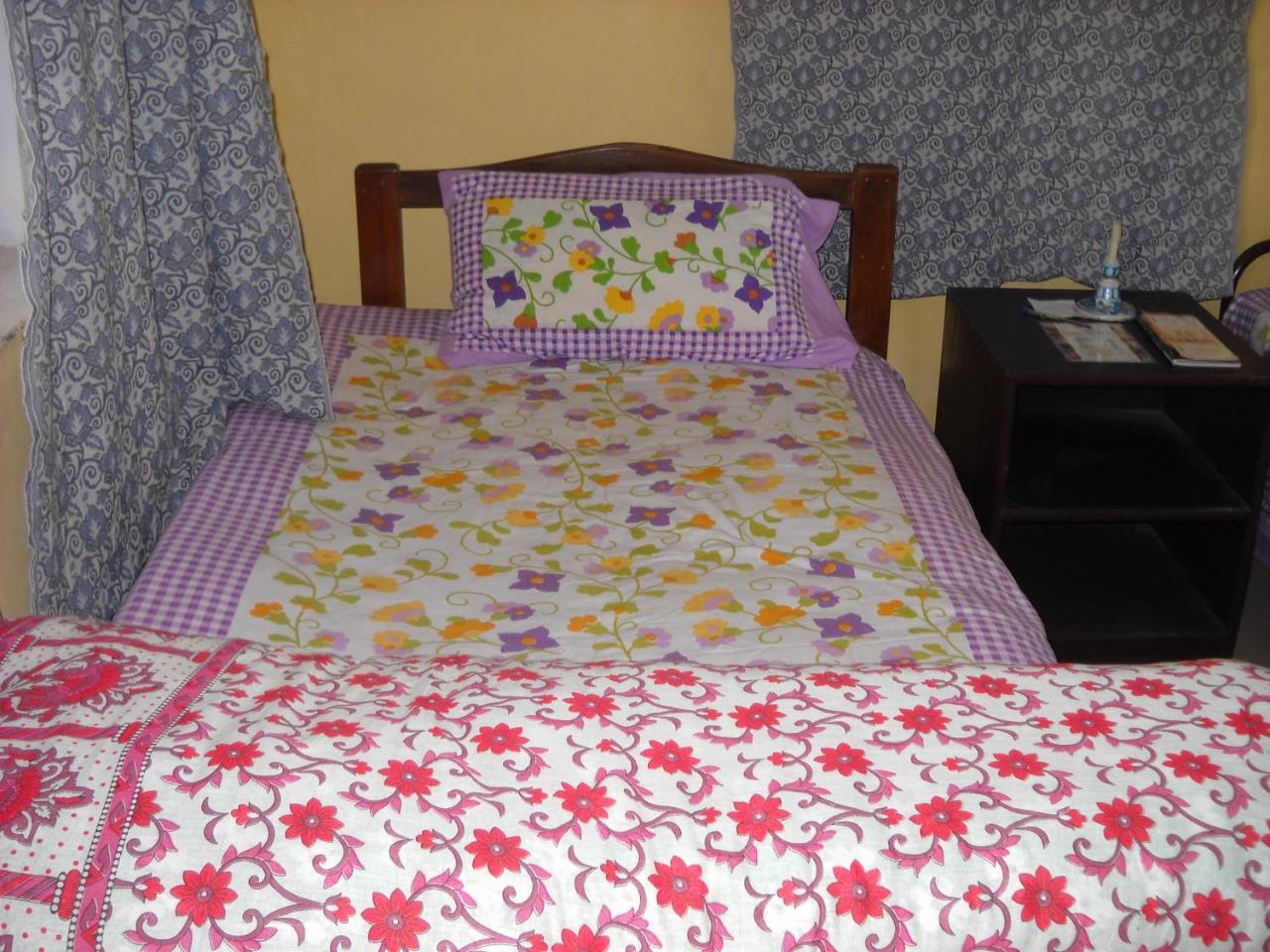 Nadya Homestay For Female & Family Jaipur Ngoại thất bức ảnh