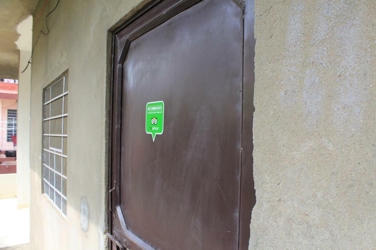 Nadya Homestay For Female & Family Jaipur Ngoại thất bức ảnh